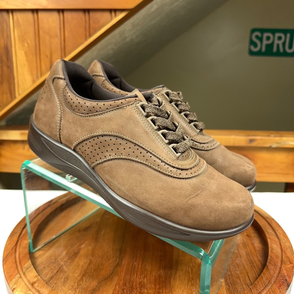 SAS Walk Easy Brown Nubuck Leather Walking Shoes Womens 7.5 Wide M4909177